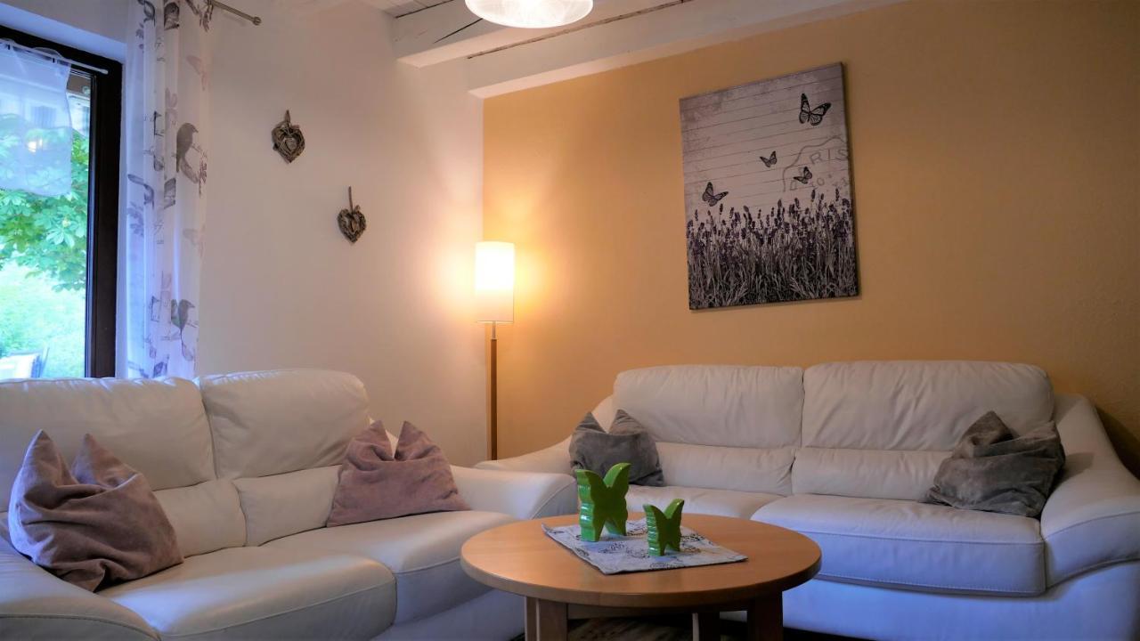 Helles Ferienhaus im Landhausstil für bis zu 10 Personen Frielendorf Exterior foto